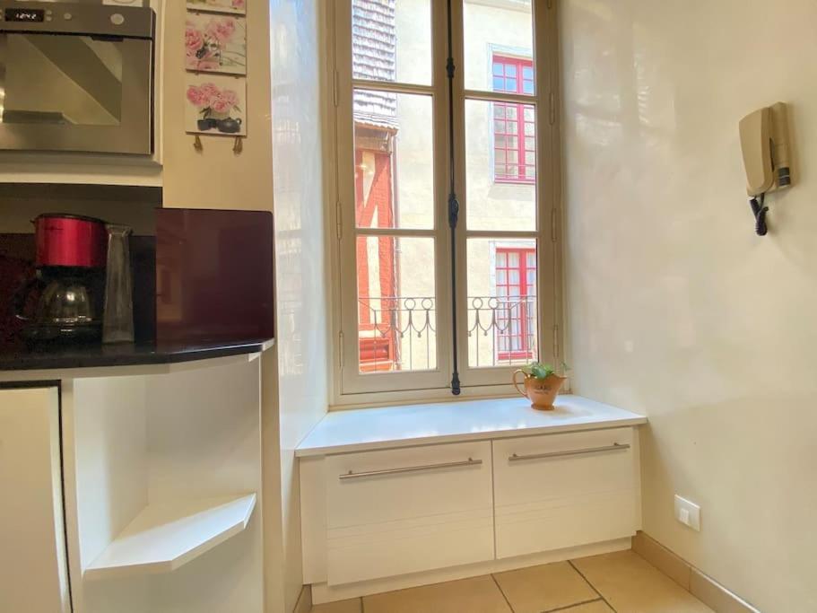 Charmant Appartement - Centre Cite Plantagenet!!! 르망 외부 사진